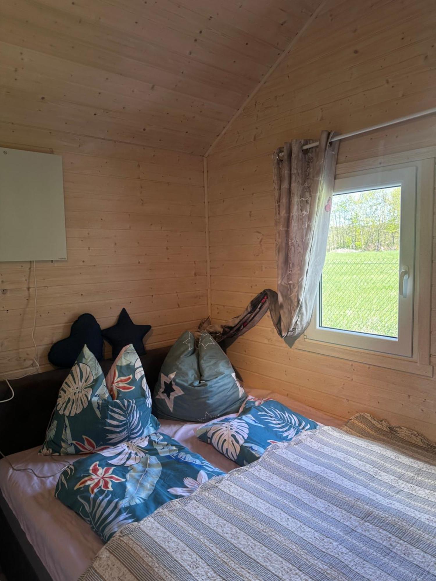 Вилла Chatki Nad Wodnym Zakatkiem. Wapnica  Экстерьер фото